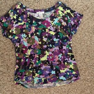 Liz Claiborne Scoop Neck Short Sleeve Shirt